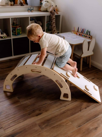 Bujak Montessori M biały + zjeżdżalnia ze ścianką + poduszka oliwkowa