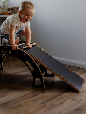 Zjeżdżalnia ze ścianką wspinaczkową do bujaka czarna M