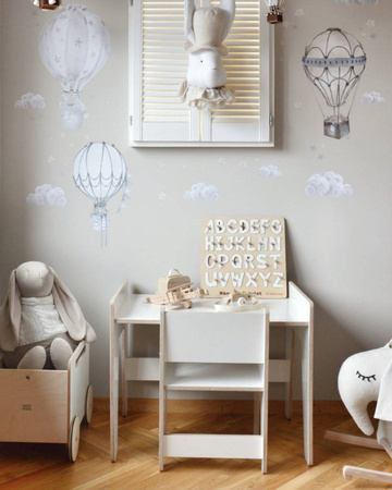 Drewniane krzesełko dla dziecka rosnące białe