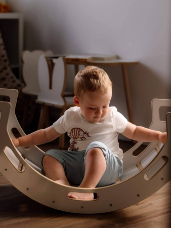 Bujak Montessori M biały + zjeżdżalnia ze ścianką + poduszka różowa