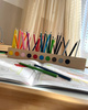 Drewniany sorter na kredki 10 kolorów plus 2 miejsca na przybory Montessori